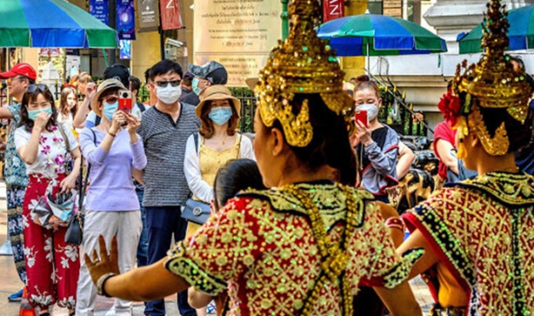 150.000 khách quốc tế đối mặt án tù vì quá hạn visa