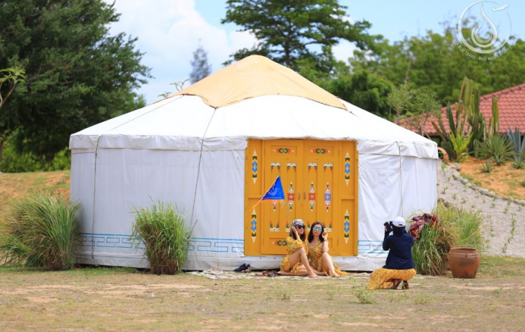 LÀNG MÔNG CỔ TANYOLI